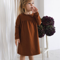 philphae-aw23_soft_sustainable-178_233515.jpg