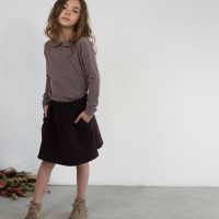 phil-phae_aw20_organic_collar-tee-heather-classic-skirt-cacao-nib-set2.jpg