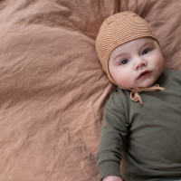aw22-phil-phae-70_soft_kidswear_223192_baby_sweater_663919_baby_bonnet_stripes_.jpg