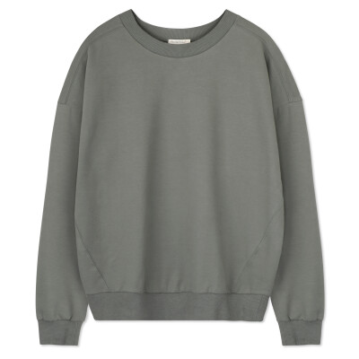 Oversized women's sweater
